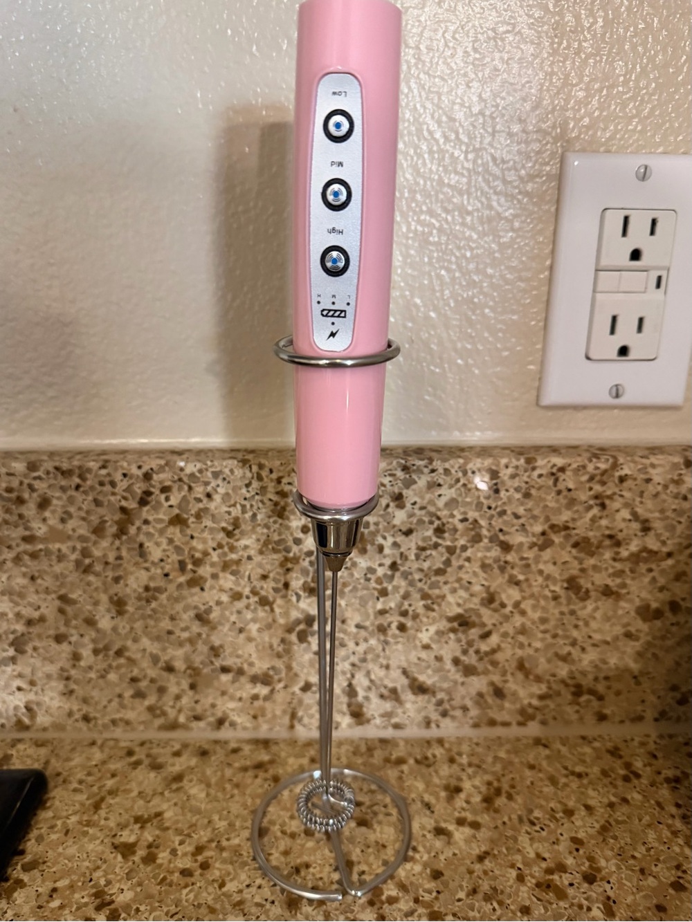 Rechargeable Milk Frother Pink | 3-Speed | USB-C | Stand Included 🌸